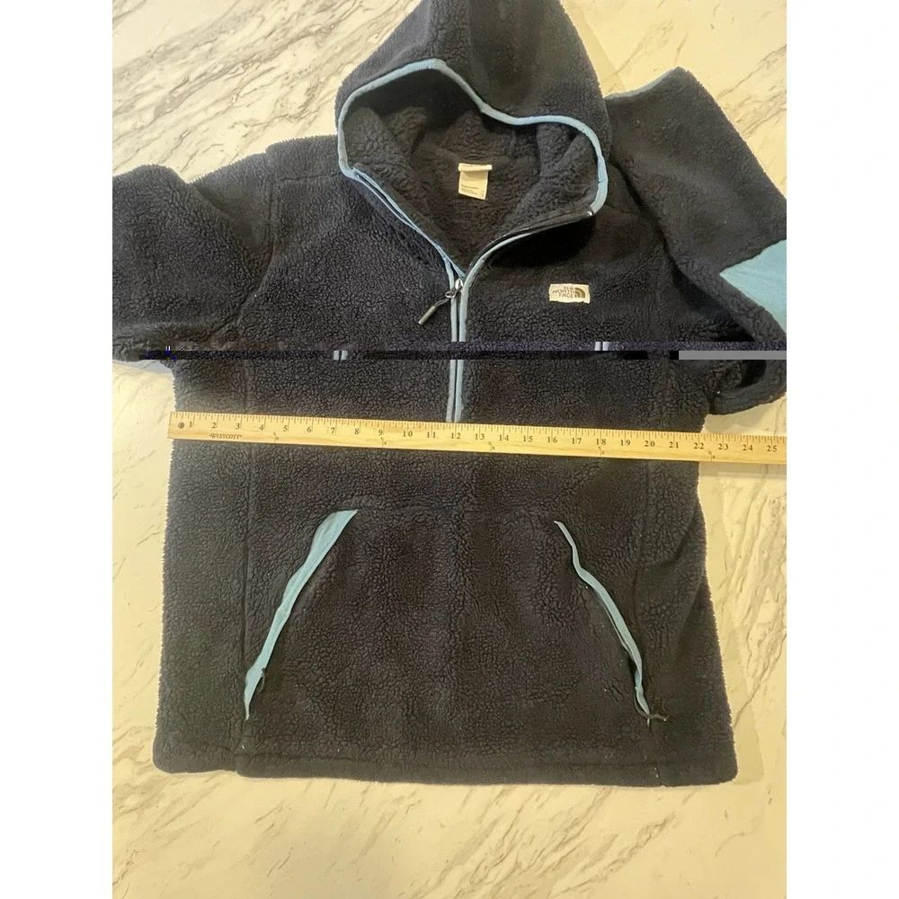 The North Face Campshire Sherpa Fleece Pullover Hoodie. Mens Large